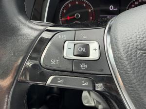 Miniature 13 Volkswagen Jetta Highline 2019
