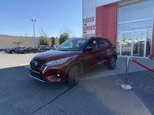 Miniature 9 Nissan Kicks Play SV 2025