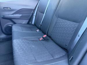 Miniature 22 Nissan Kicks Play SV 2025
