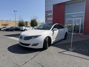 Miniature 9 Lincoln MKZ Base 2015