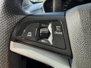 Miniature 13 Chevrolet Sonic LT 2018