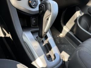Miniature 17 Chevrolet Sonic LT 2018