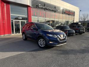 2017 Nissan Rogue SV - Image 1