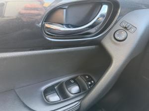 Miniature 19 Nissan Rogue SV 2017