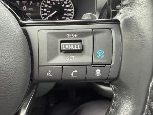 Miniature 12 Nissan Pathfinder SL 2022