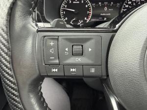 Miniature 13 Nissan Pathfinder SL 2022