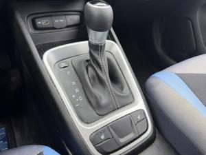 Thumbnail 18 Hyundai Venue Essential 2022