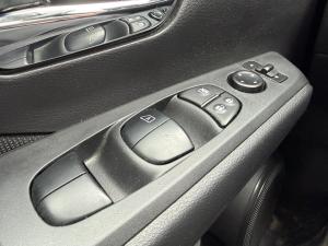 Thumbnail 19 Nissan Kicks Play SV 2025