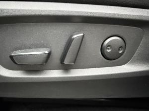 Miniature 24 Nissan Pathfinder SV 2025