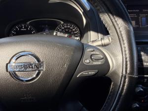 Miniature 12 Nissan Pathfinder SV 2020