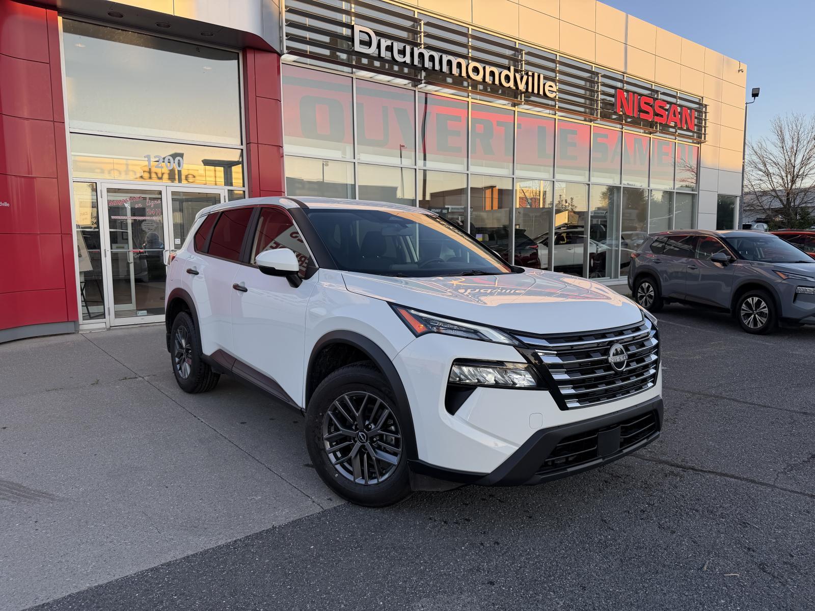 Image 1 Nissan Rogue S 2023