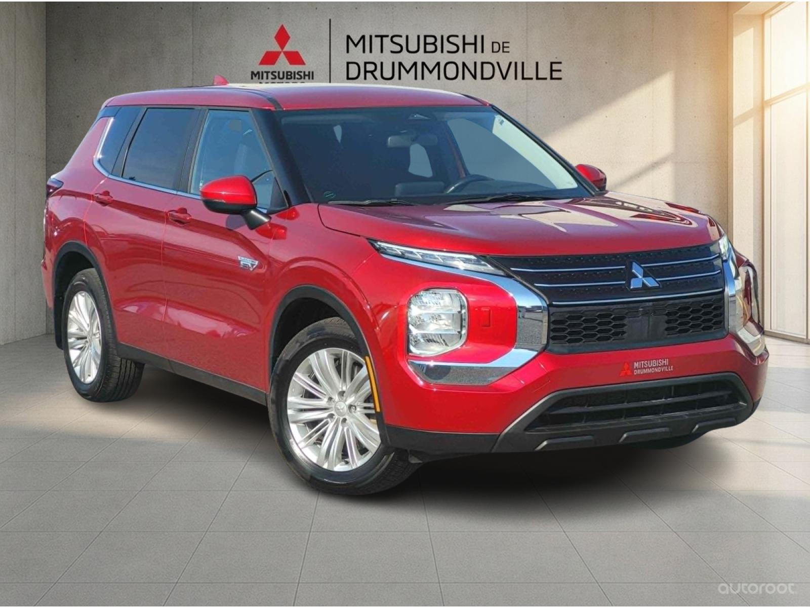 Mitsubishi Outlander PHEV Es S-Awc 2025