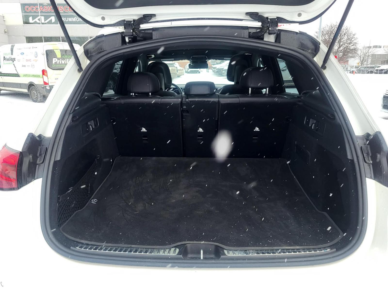 Image 21 Mercedes-Benz GLC GLC300 2024