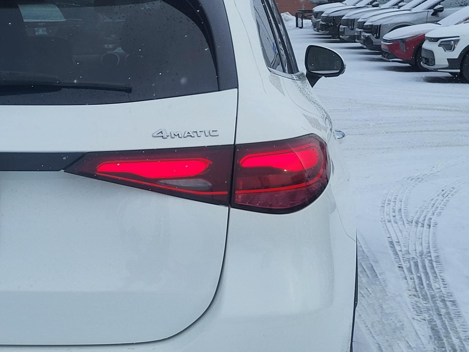 Image 4 Mercedes-Benz GLC GLC300 2024