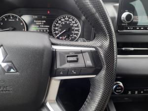 Thumbnail 9 Mitsubishi Outlander ES 2023