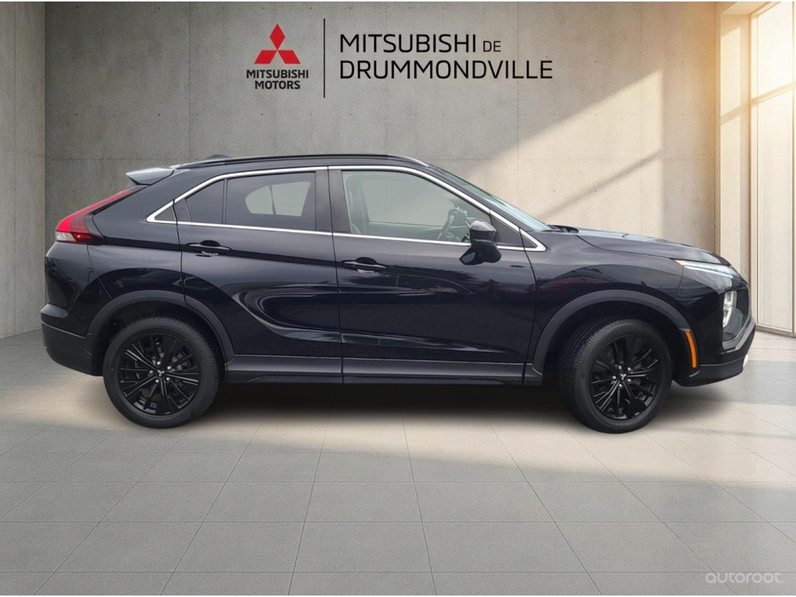 Mitsubishi Eclipse Cross SEL 2022 — photo 2