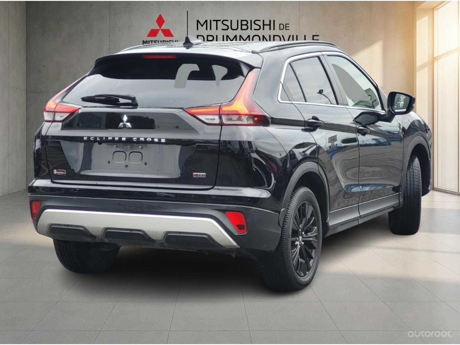 Mitsubishi Eclipse Cross SEL 2022 — photo 3