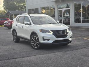 2018 Nissan Rogue SL - Image 1