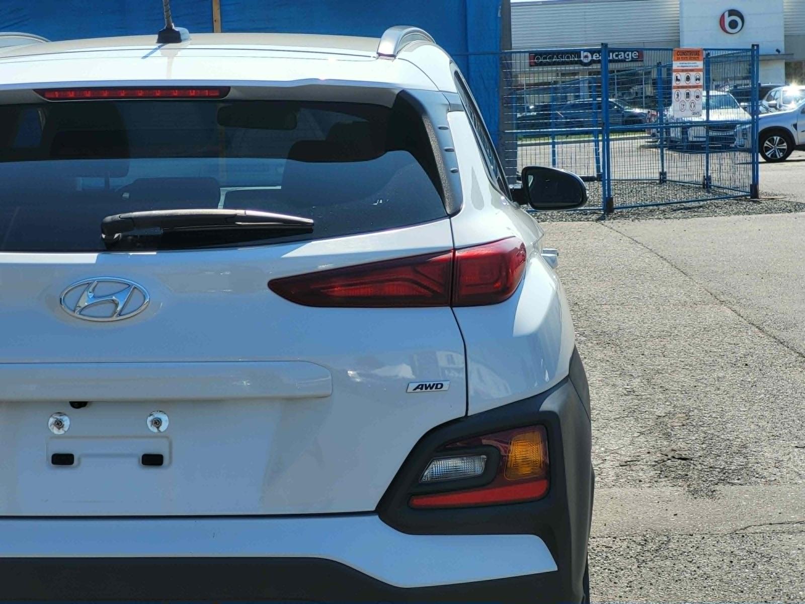 Hyundai Kona Luxury 2021 — photo 6