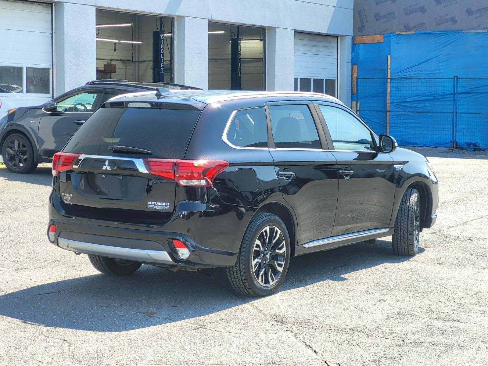 Mitsubishi Outlander PHEV SE 2018 — photo 4