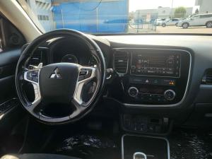 Miniature 12 Mitsubishi Outlander PHEV SE 2018