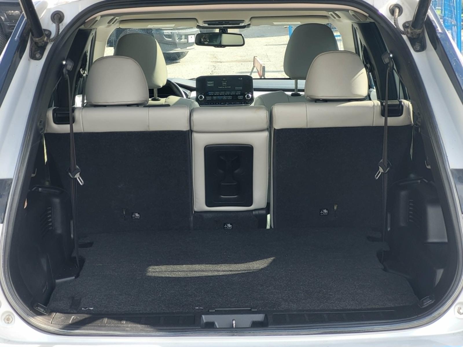 Mitsubishi Outlander PHEV GT 2023 — photo 8