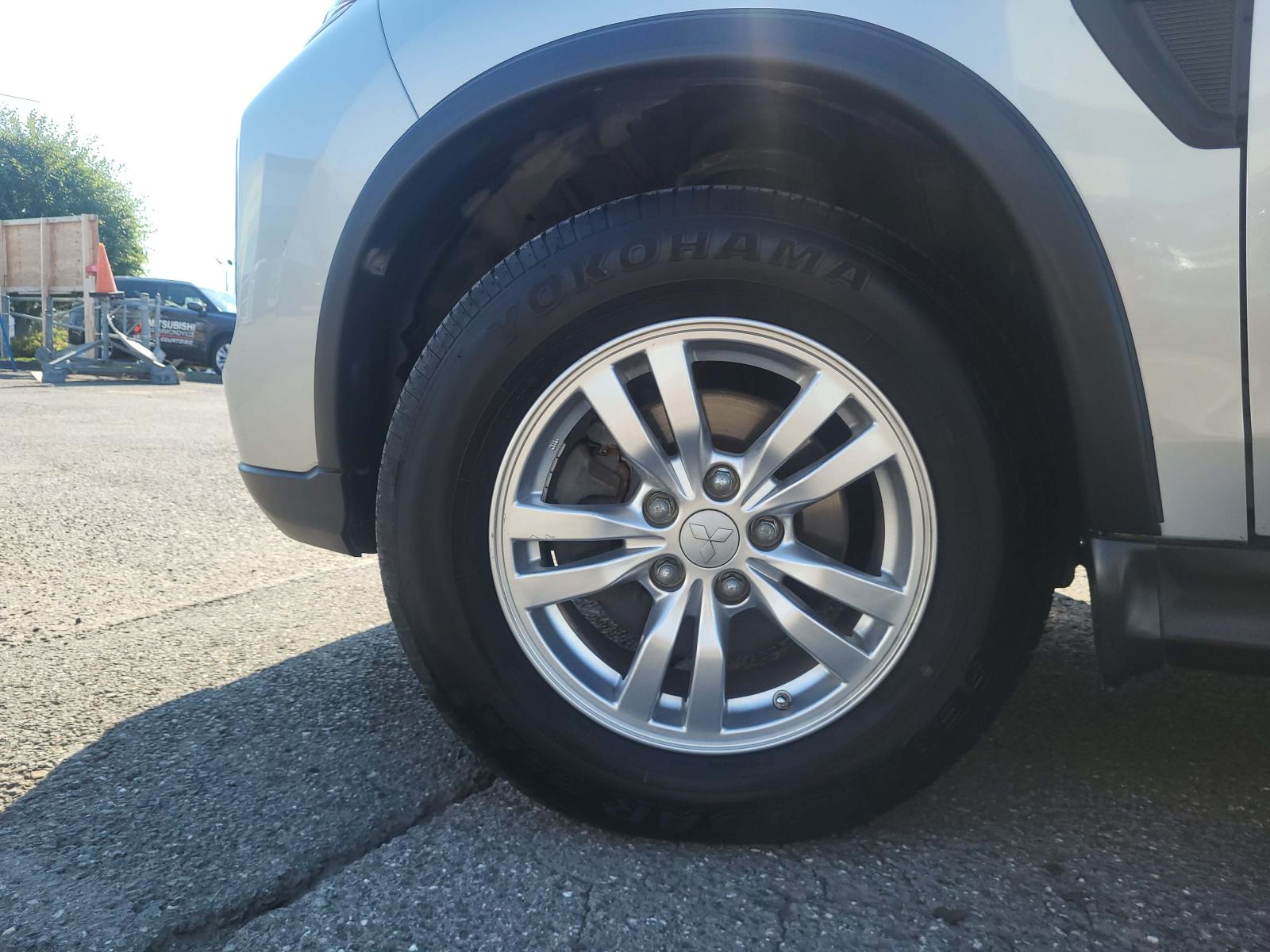 Mitsubishi RVR ES 2023 — photo 8