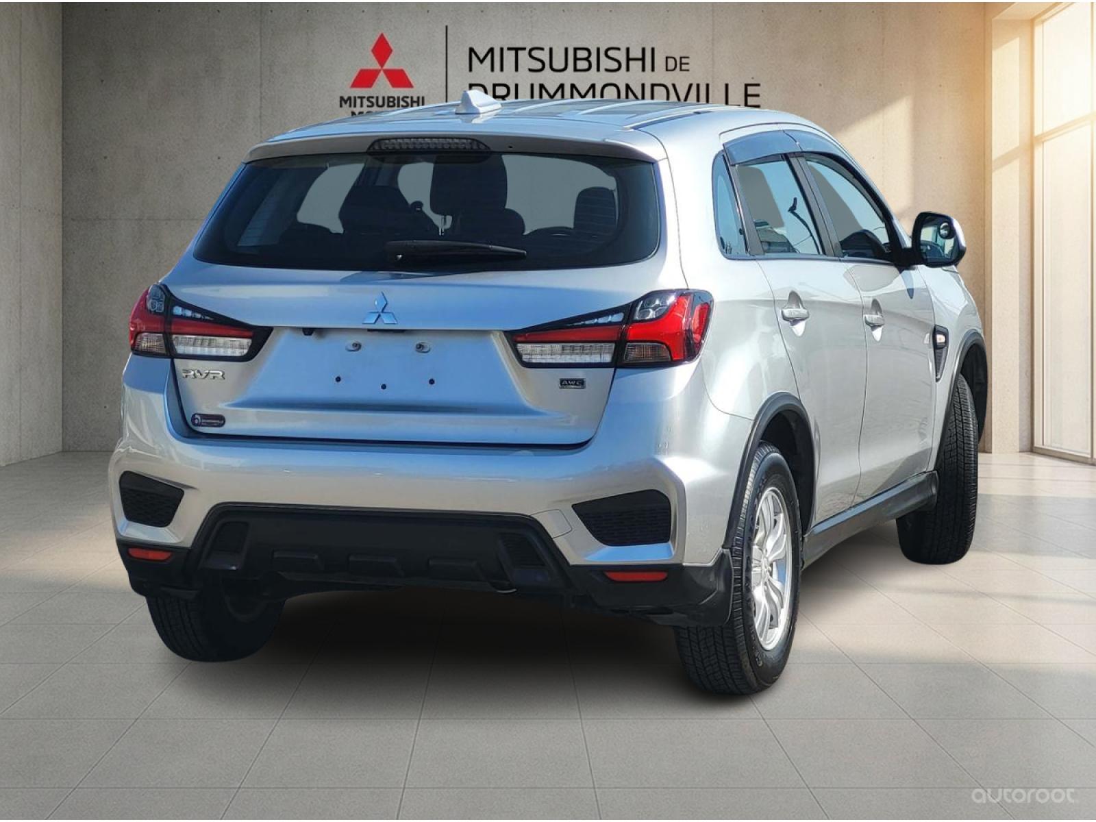 Mitsubishi RVR ES 2023 — photo 4