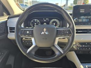 Thumbnail 8 Mitsubishi Outlander PHEV SEL 2023