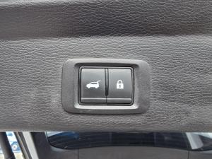 Miniature 23 Mitsubishi Outlander PHEV SE 2025