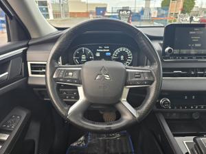 Miniature 9 Mitsubishi Outlander PHEV SE 2025
