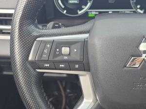 Miniature 10 Mitsubishi Outlander PHEV SE 2025