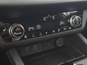Miniature 15 Mitsubishi Outlander PHEV SE 2025