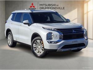 2024 Mitsubishi Outlander SE - Image 1
