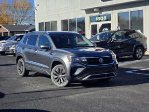 2024 Volkswagen Taos Comfortline - Image 1