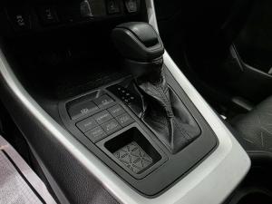 Thumbnail 17 Toyota Rav4 LE 2021