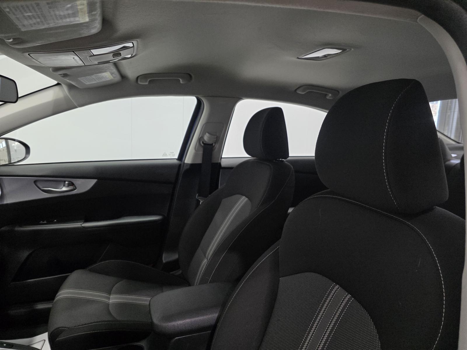 Image 18 Kia Forte LX 2022