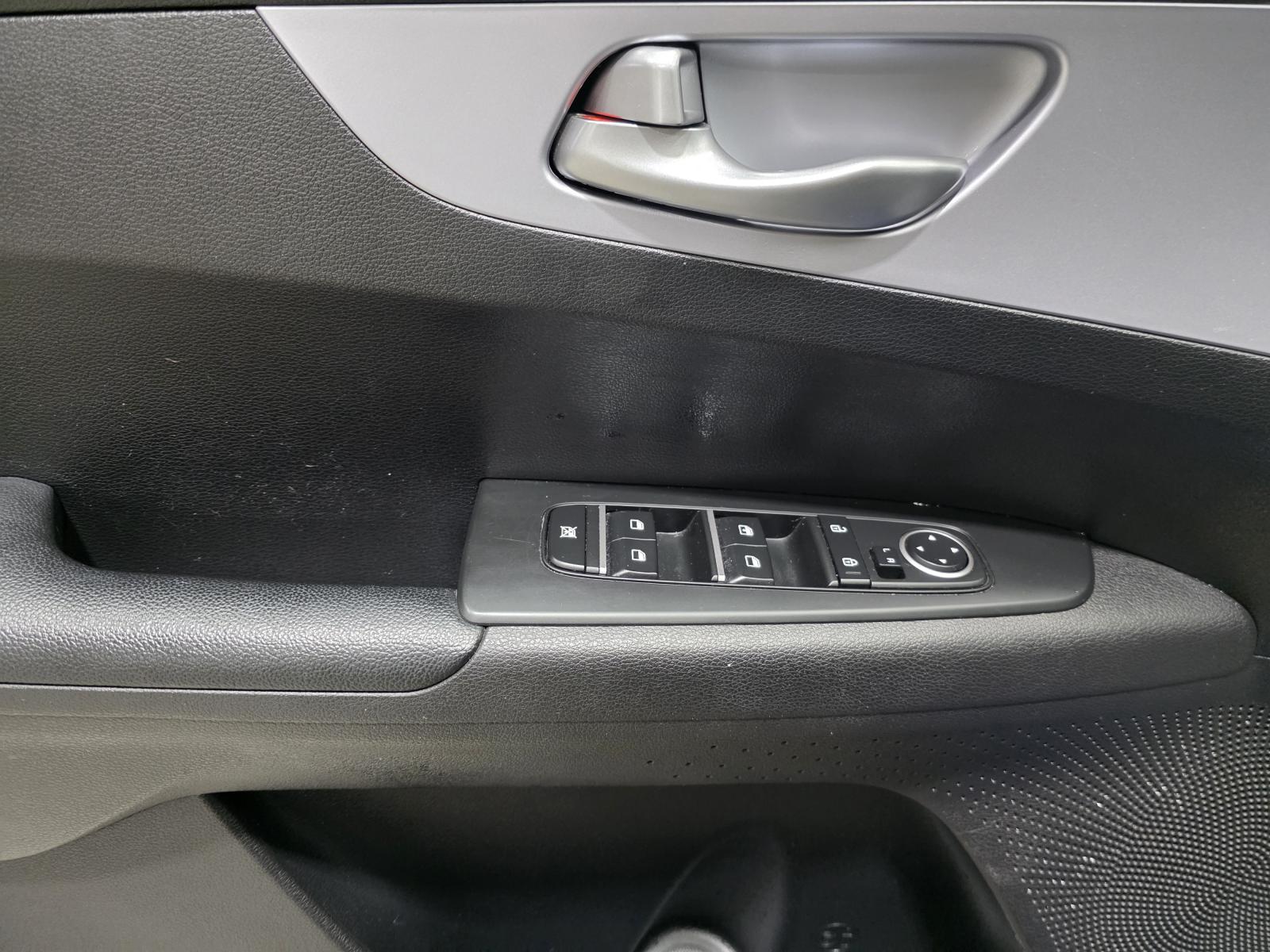 Image 19 Kia Forte LX 2022