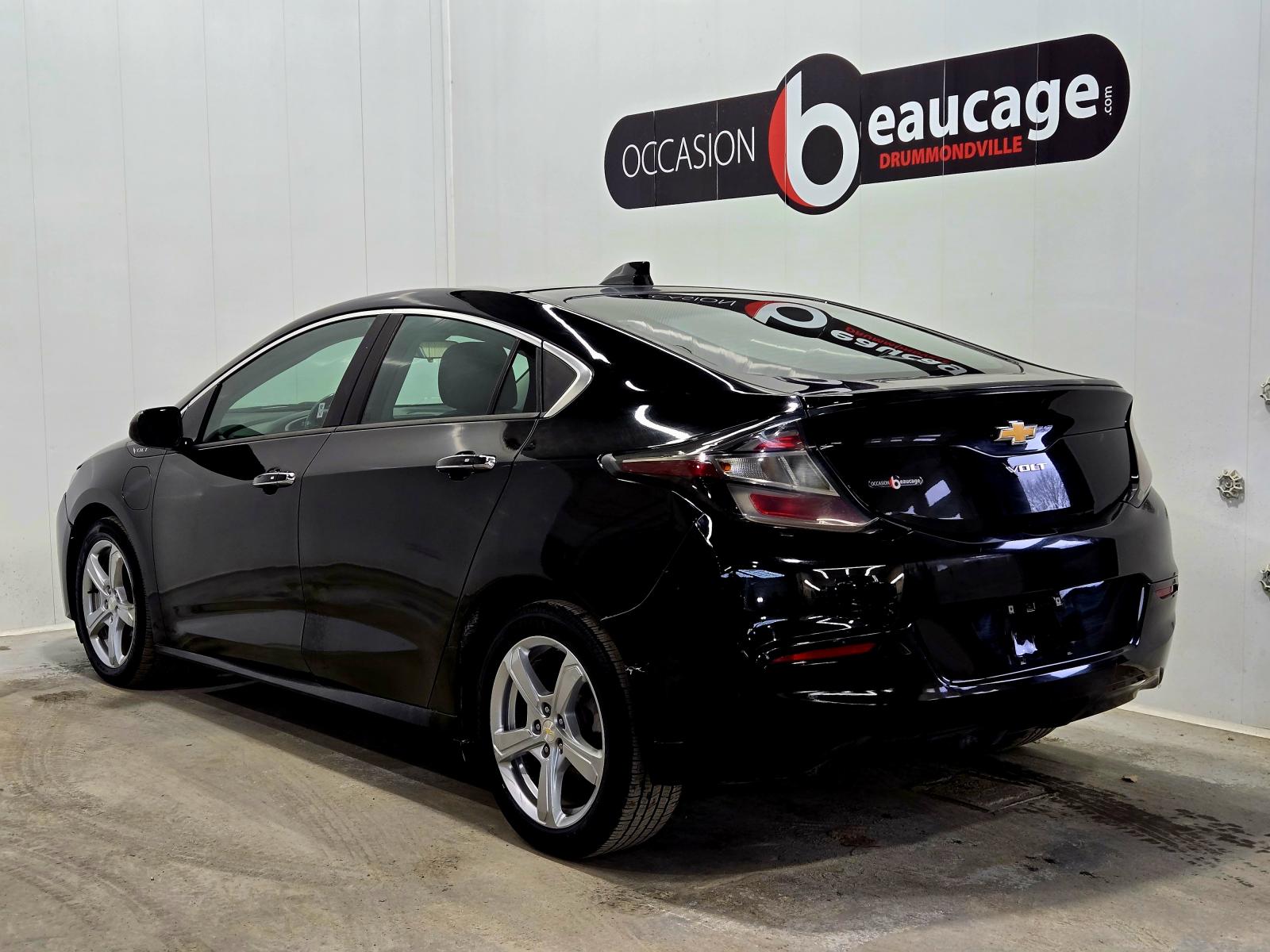 Chevrolet Volt LT 2017 — photo 3
