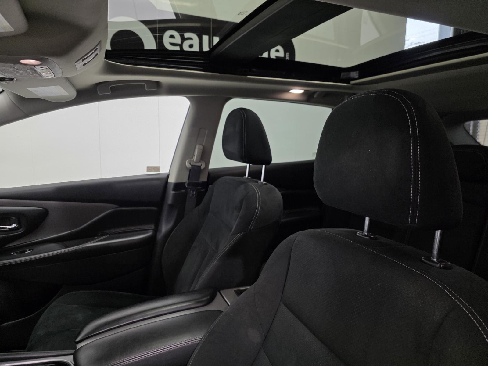 Image 10 Nissan Murano SV 2020