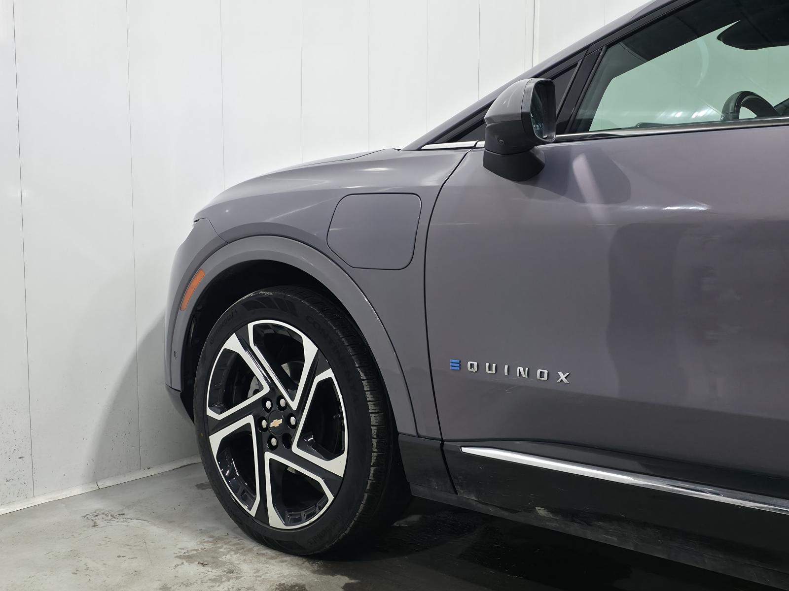 Image 3 Chevrolet Equinox EV 3LT 2024