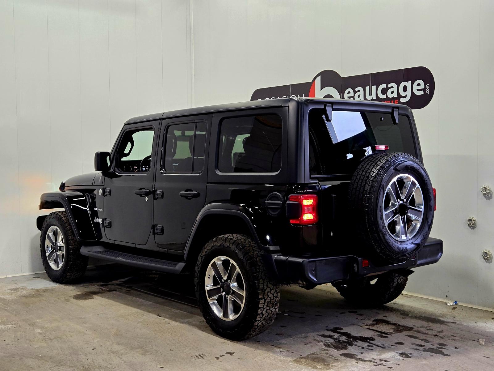 Jeep Wrangler Unlimited Sahara 2020 — photo 4