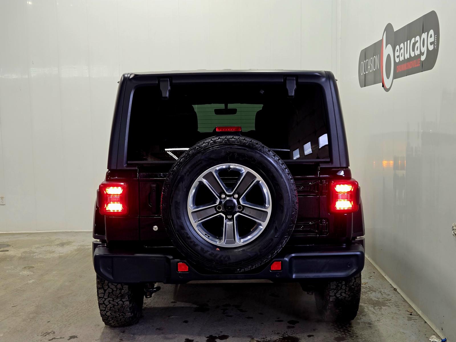 Jeep Wrangler Unlimited Sahara 2020 — photo 5