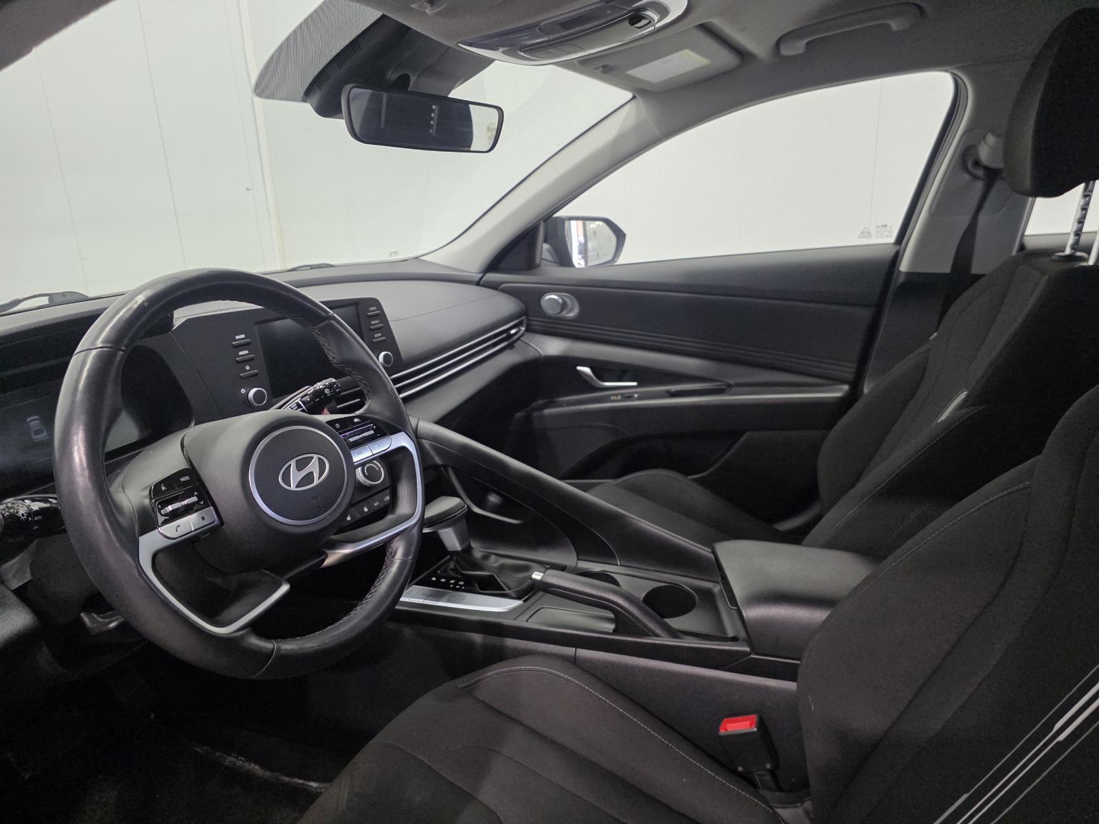 Hyundai Elantra Preferred 2024 — photo 6
