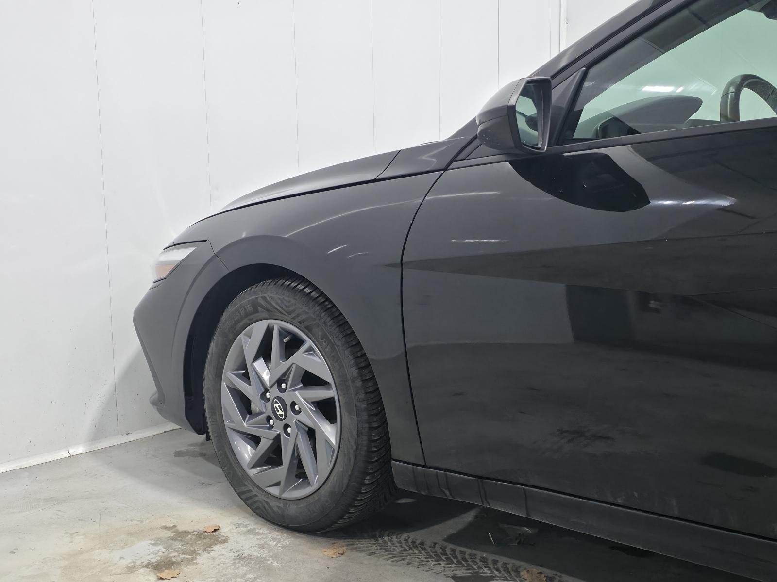 Hyundai Elantra Preferred 2024 — photo 3