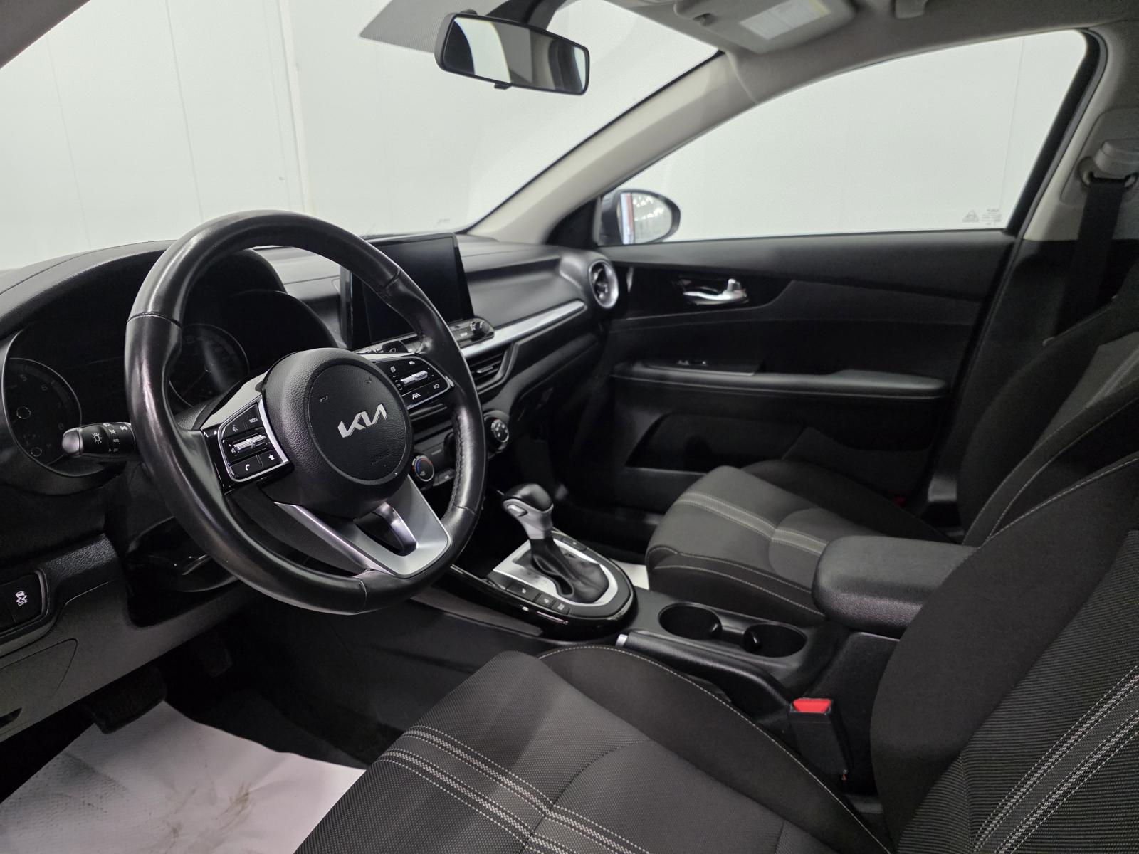 Kia Forte EX 2024 — photo 7
