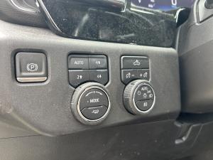 Miniature 12 Chevrolet Silverado 1500 LT Trail Boss 2024