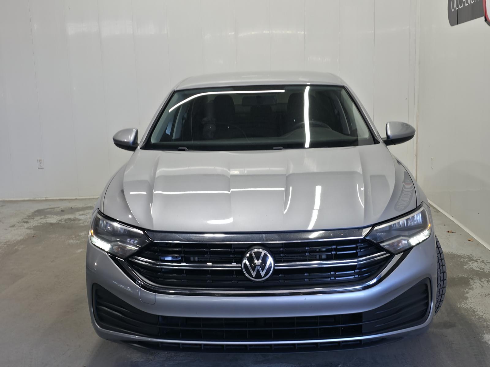 Volkswagen Jetta Trendline 2022 — photo 2
