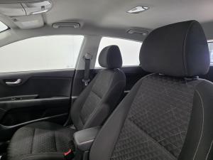 Thumbnail 21 Kia Rio 5-door 2022