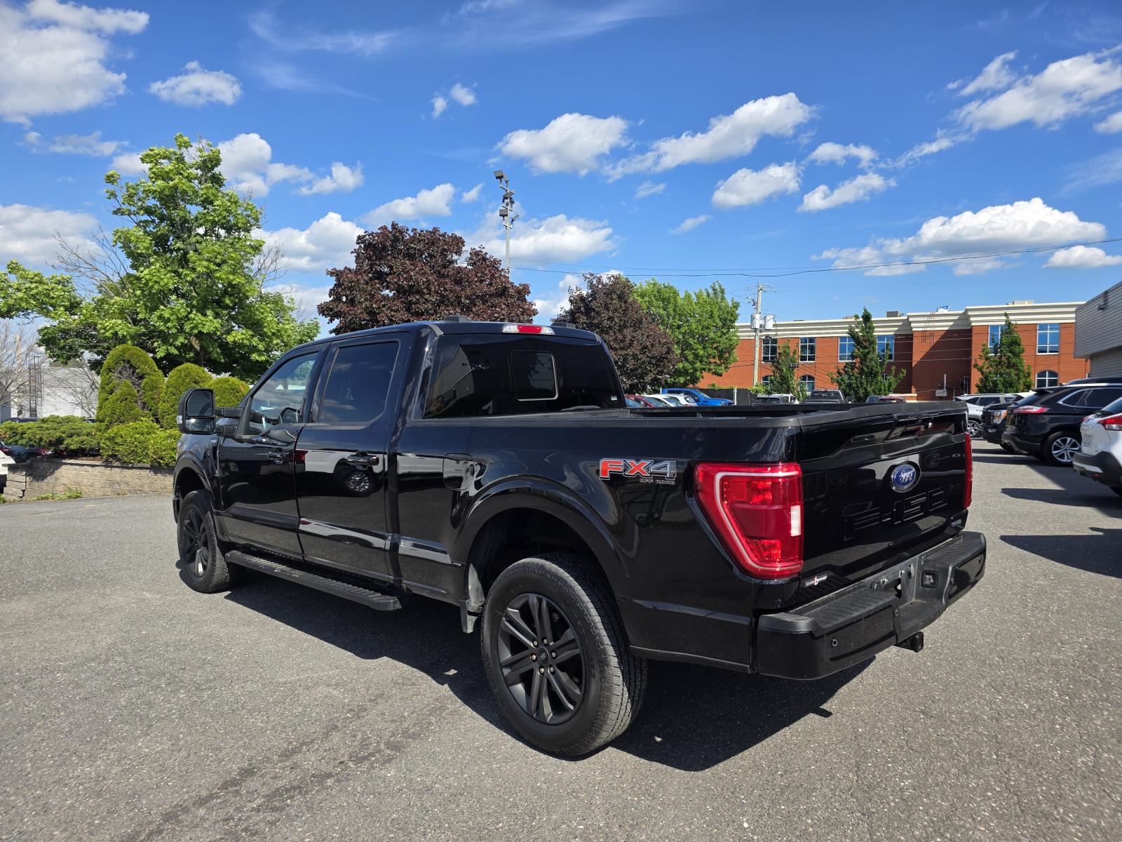 Ford F150 XLT 2023 — photo 3